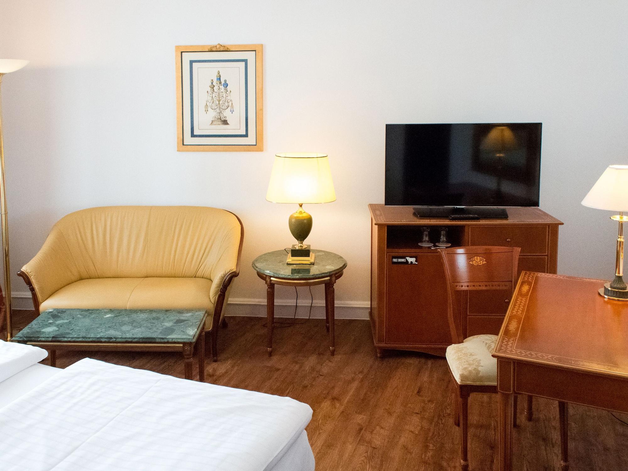 Dormero Hotel Halle Halle  Extérieur photo