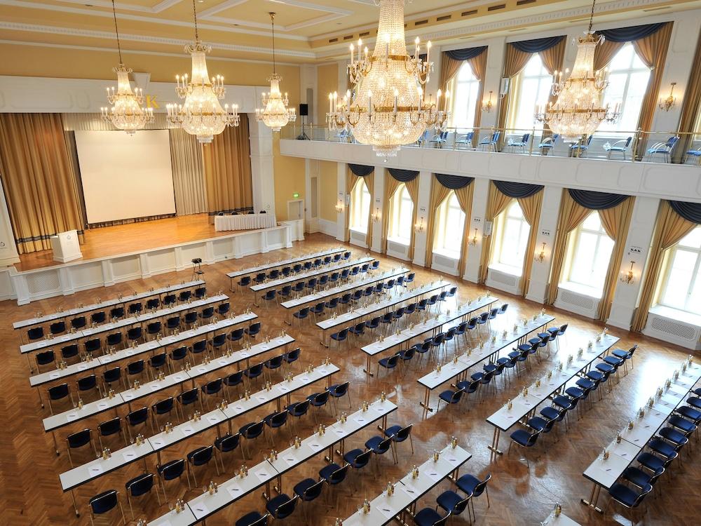 Dormero Hotel Halle Halle  Extérieur photo