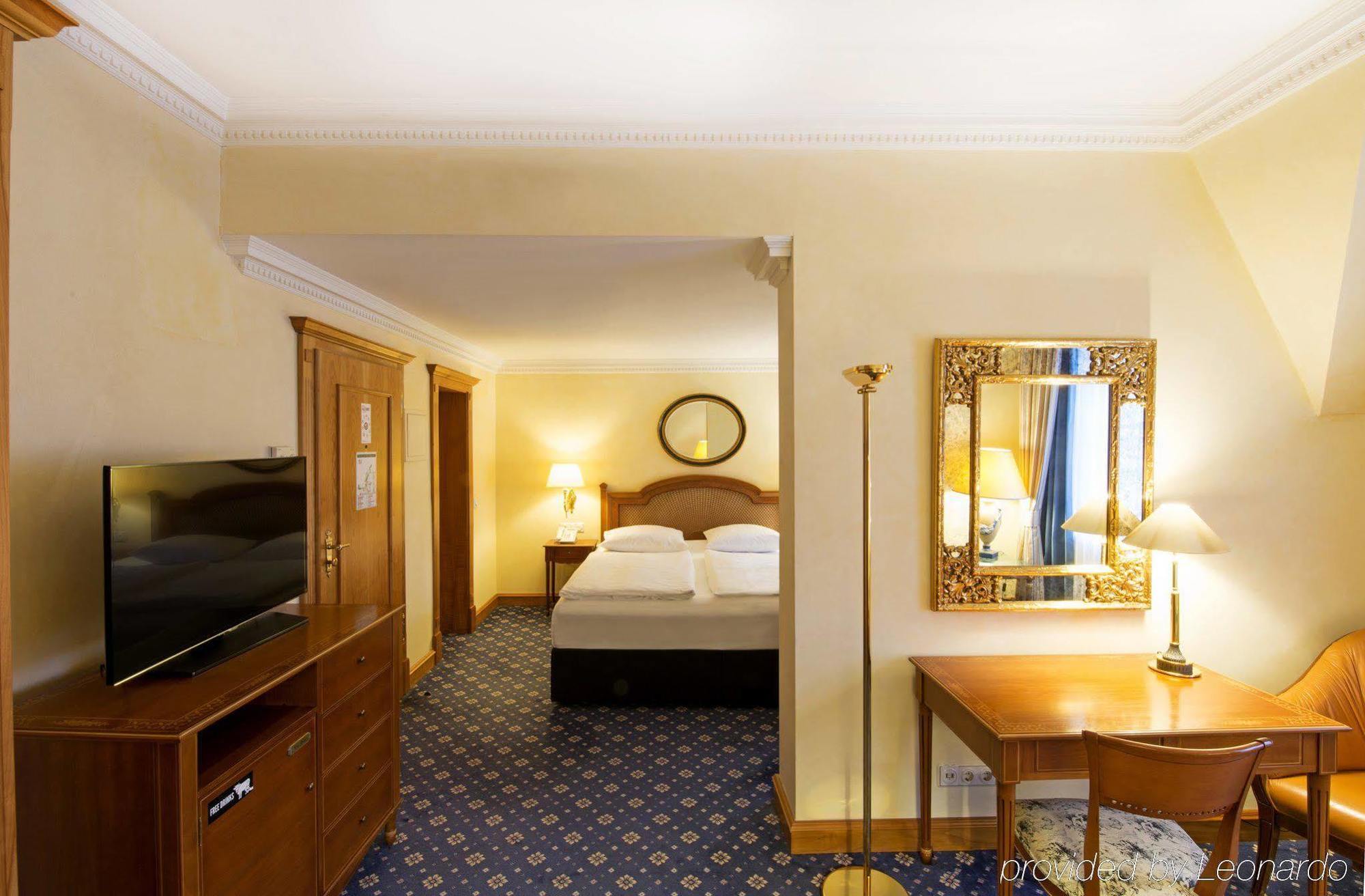 Dormero Hotel Halle Halle  Extérieur photo