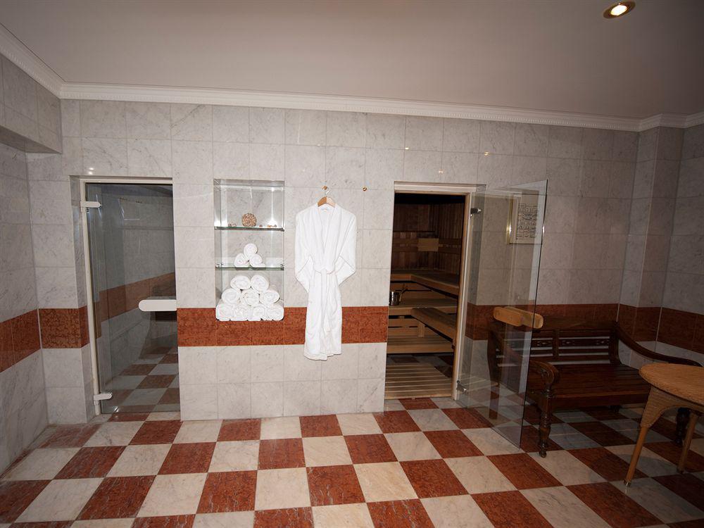 Dormero Hotel Halle Halle  Extérieur photo